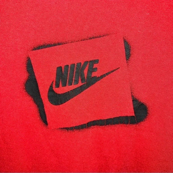 VINTAGE Gray Tag Nike Red Short Sleeve T-shirt Size Extra Lage Tee - Picture 3 of 4